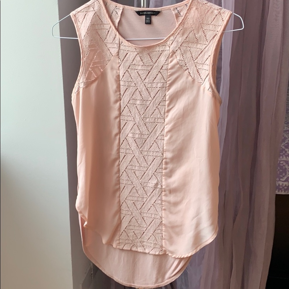 Brand new banana blush pink/peach sleeveless top